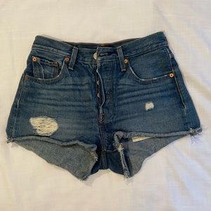 Levi’s 501® ORIGINAL HIGH RISE WOMEN'S SHORTS - Size 25 in “Silver Lake”